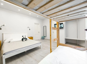 Safe Haven Nevsky 95 - Hostel