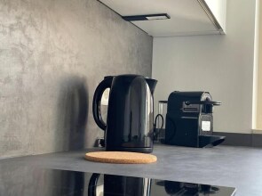 1 bedroom in Center-Terrace & Parking