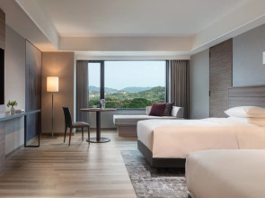 Отель Nanki-Shirahama Marriott