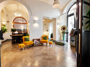 Hostel Generator Rome