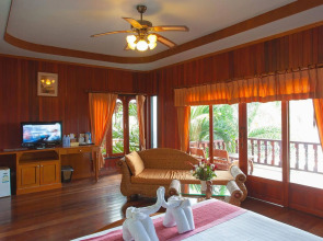 Haad Yao Bayview Resort & Spa