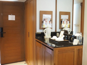 Woodlands Hotel & Resort