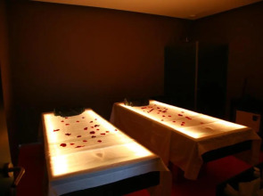 Axis Viana Business & SPA Hotel