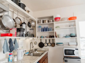 ITH Hermosa Beach Surf Hostel LAX