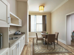 Titanic Business Kartal