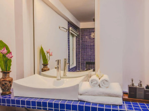 Mulberry Boutique Hotel