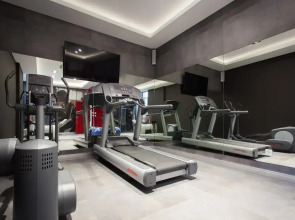 Mamaison Residence Diana