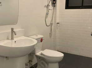 Life Hotel Rong Khun