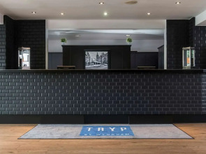 Good Morning + Berlin City East