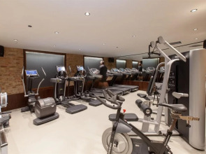 St. James' Court, A Taj Hotel, London