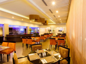 Riande Aeropuerto Hotel & Casino