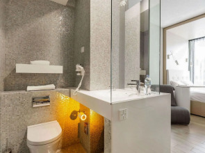 Sound Garden Hotel Airport