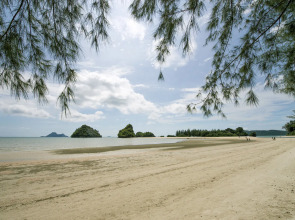 The Lucky Beach Ao Nang