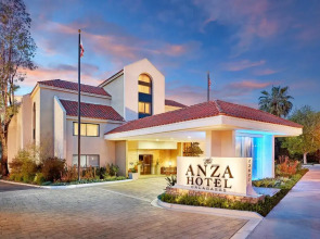 The Anza - A Calabasas Hotel