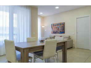 Palazzo dei Delfini 2