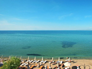 Golden Star City Resort