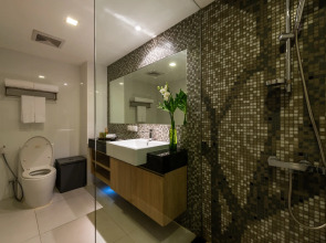 Отель Maitria Sukhumvit 18 Bangkok – A Chatrium Collection