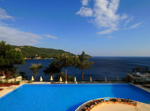 Akrotiri Beach Resort Hotel - Adults friendly