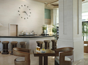 Курортный отель Las Arenas Balneario