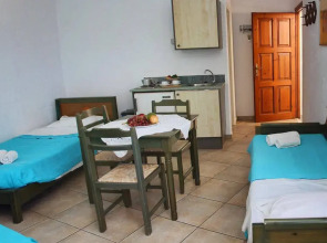 Romantica Hotel Apartments