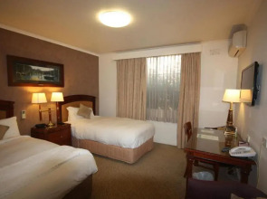 Country Plaza Queanbeyan