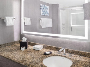 Sheraton Philadelphia Downtown