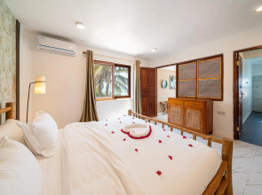 Coral Rocks Hotel & Restaurant