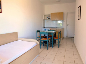 Mirabella Apartments