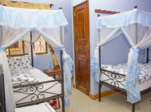 Arusha Giraffe Lodge