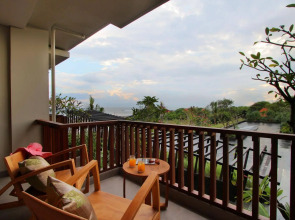Swarga Suites Bali Berawa, Marclan Collection