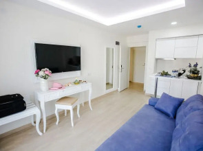 Princess Kinli Suites Hotel