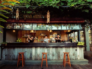 Swarga Suites Bali Berawa, Marclan Collection