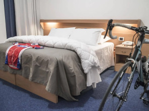 Fly Bike Hotel
