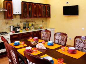 Sherlock Homes Art Hostel