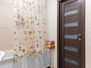 Rental Family Rooms (Рентал Фэмили) на Олимпийском бульваре 6