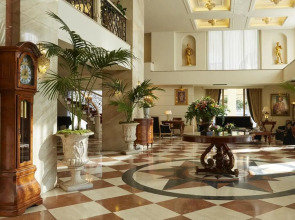 Mediterranean Palace Hotel