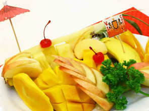 Townhouse OAK Makati Manila Near PNR Pasay Evangelista formerly VIP Suites