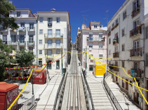 Lisbon Serviced Apartments - Ascensor da Bica