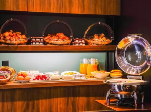 Timhotel Tour Eiffel