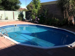 Acacia Rose Motor Inn