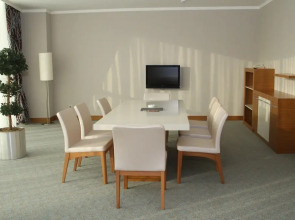 Grand Nur Plaza Hotel