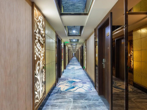 Yiwu Yuejia Business Hotel