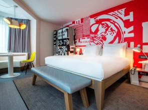 Radisson RED London Greenwich The O2