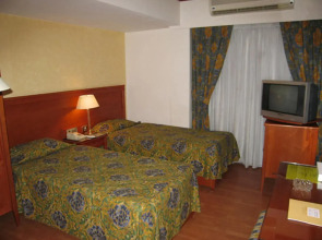 Philippe Luxor Hotel