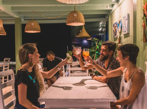 Bamboo Búzios Hostel