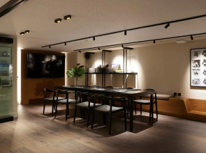 Отель Teight Hotel