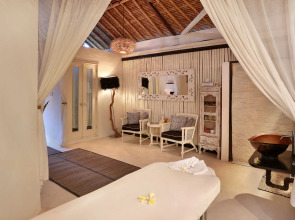 Gajah Biru Bungalows Hotel