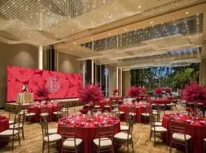 Hong Kong Gold Coast Hotel