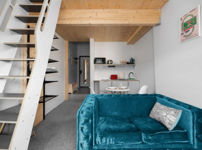 Два города на Ленинградский проспект 33а