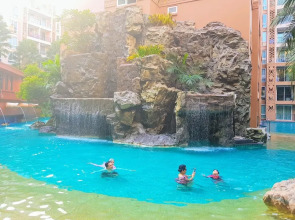 Atlantis Condo Resort by GPS